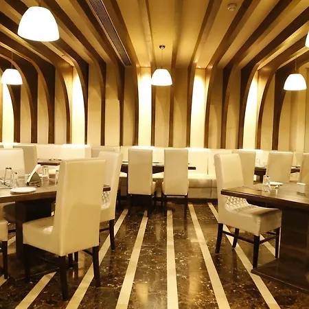 Hotel Orange-3