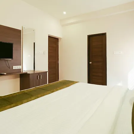 Treebo Hi Line Apartments Kalapatti-2