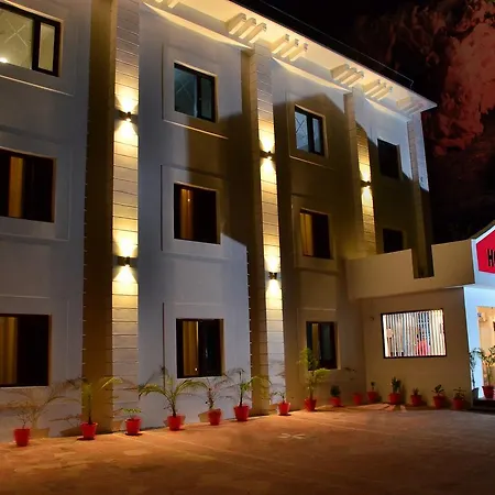 Hotel 49-3