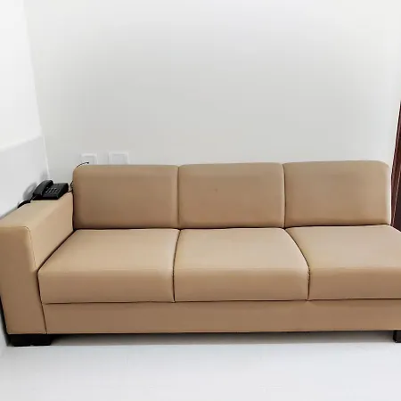Clyford Suites-2