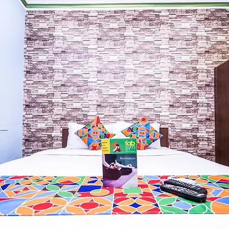 Fabhotel Park Street-2
