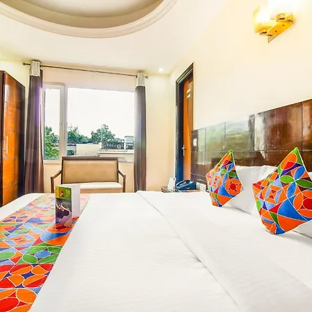 Fabhotel Marble Arch-3
