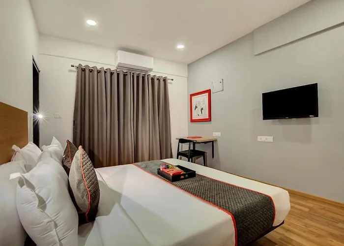 Super Townhouse 139 Ashiyana Smriti Upvan Near Emerald Mall Lucknow