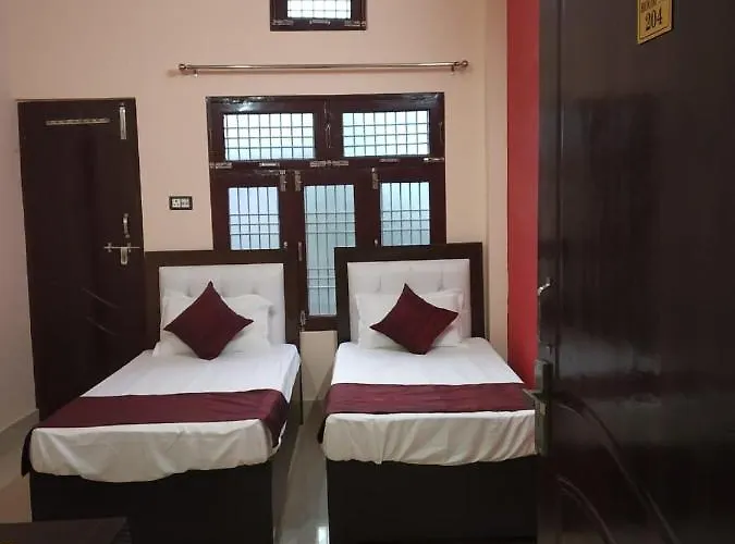 Hotel Awadh Kailash