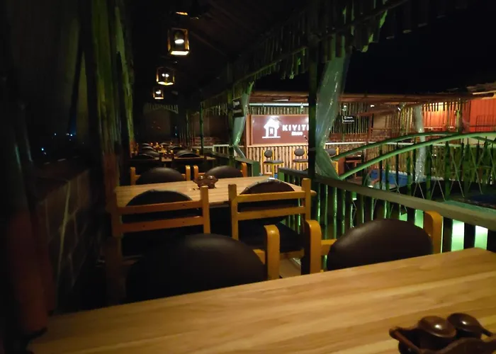 Hotel Vassi Palaze