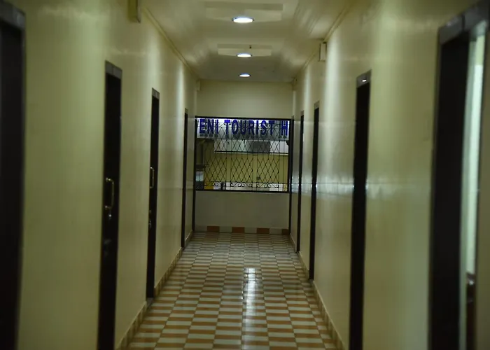 Hotel Raja Palace