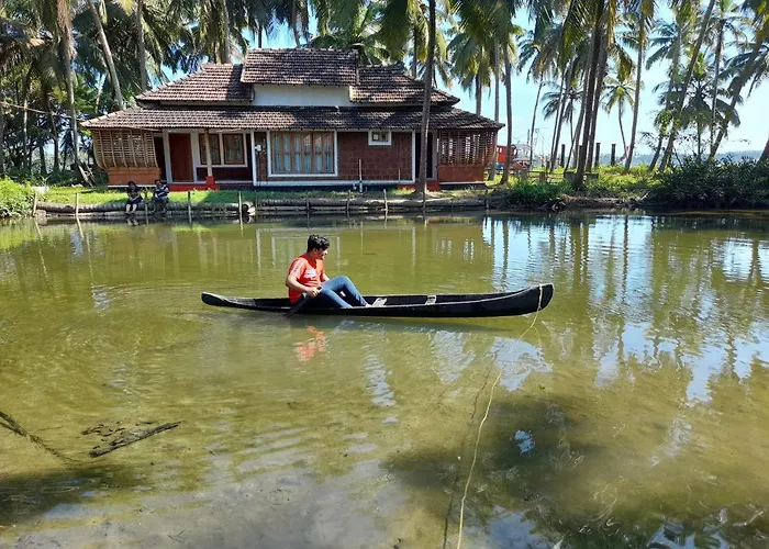Riverlap Homestay