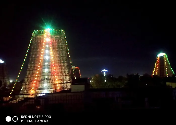 Hotel Temple View