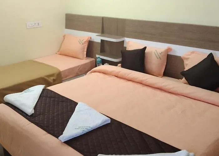 Giri Nandhana Residency