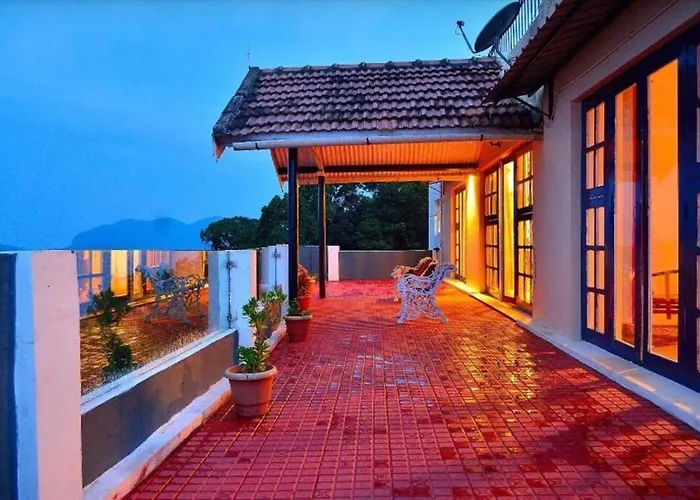 Le Reve Holiday Home