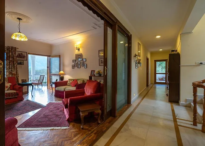 The Lama House By Veo - Serene Hilltop Villa Near Mall Road