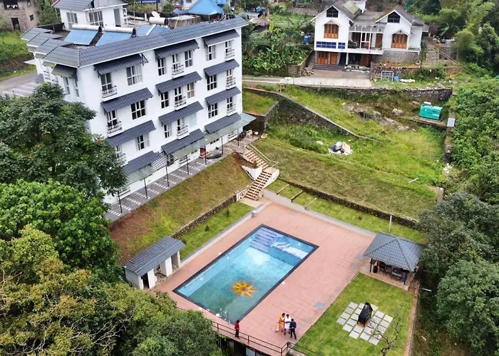 Royal Vaga Resorts Vagamon