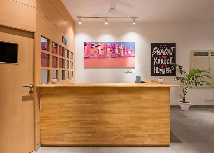 Bedzzz Varanasi By Leisure Hotels, 1 Km From Dashwasamedh Ghat