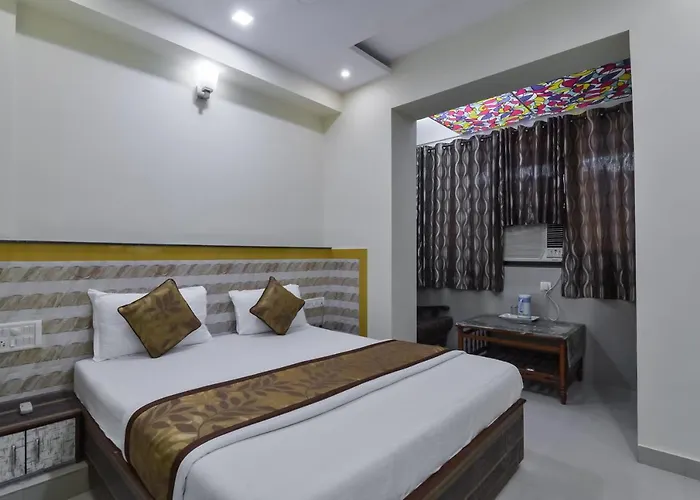 Hotel Aroma- Dadar Bombay