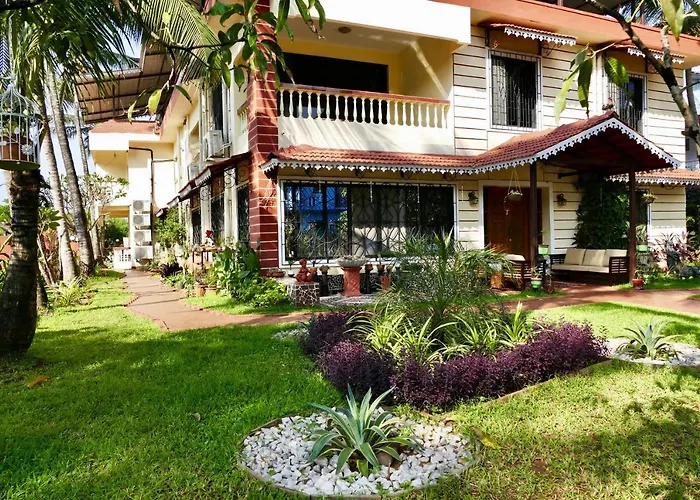 Shanu'S Seaside Inn - A Family-Run Guesthouse Just 100 Metres From Candolim Beach