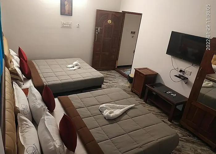 Villa De Srivaari Residency