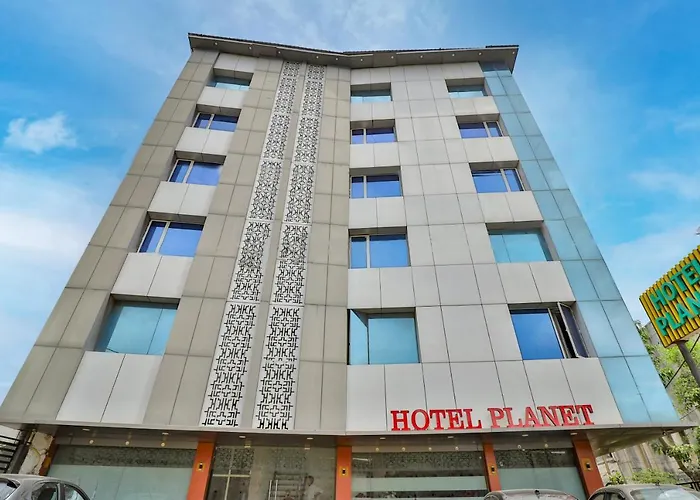 Hotel Planet Vadodara