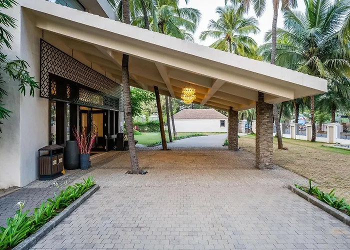Silver Waves Resort & Spa - Daman