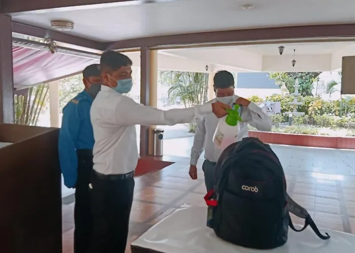 Hotel President New Court-Fully Vaccinated Staff