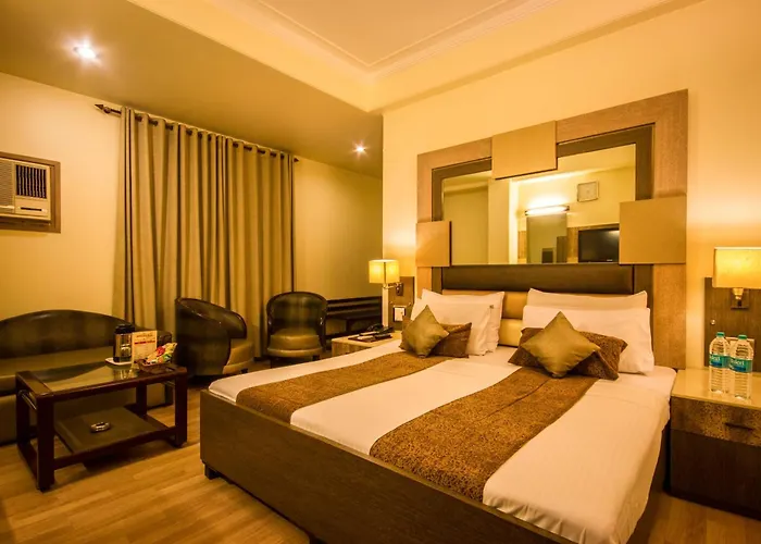 The Suncourt Hotel Yatri