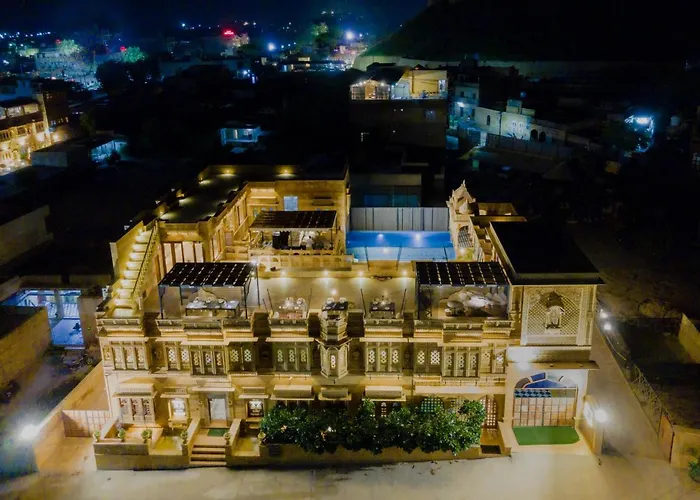 Hotel Grand Khalifa