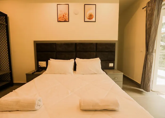 Coastal Pearl Hotel Miramar Panaji