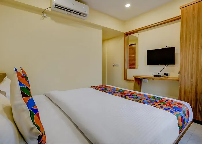 Fabhotel Crystal Homes - Nr Rajaram Bhiku Stadium