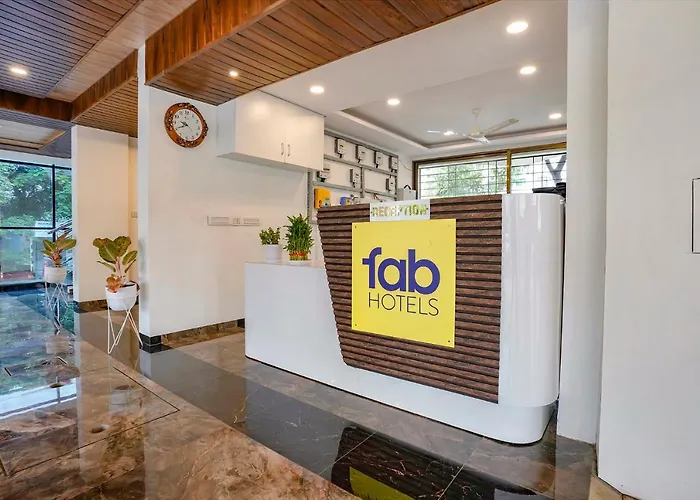 Fabhotel Crystal Homes - Nr Rajaram Bhiku Stadium Pune