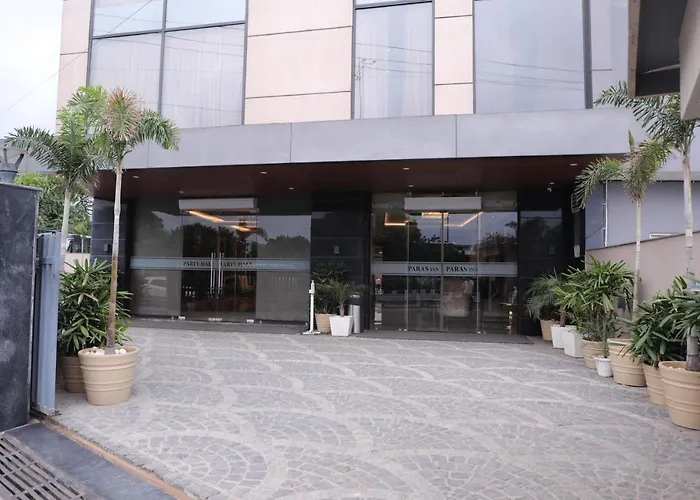 Paras Inn