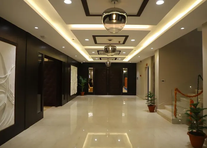 The Royal Class Hotel