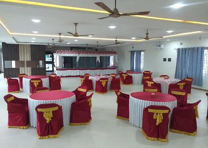 Hotel Grand Meridian By Go2 Hotels & Resorts