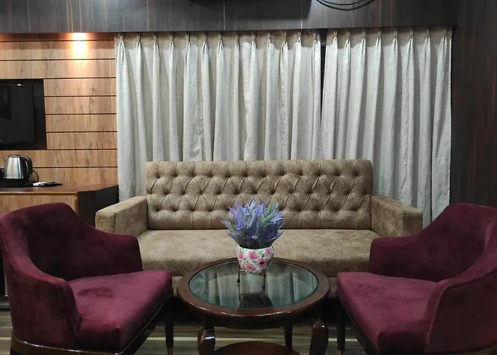 Hotel Aavas Inn