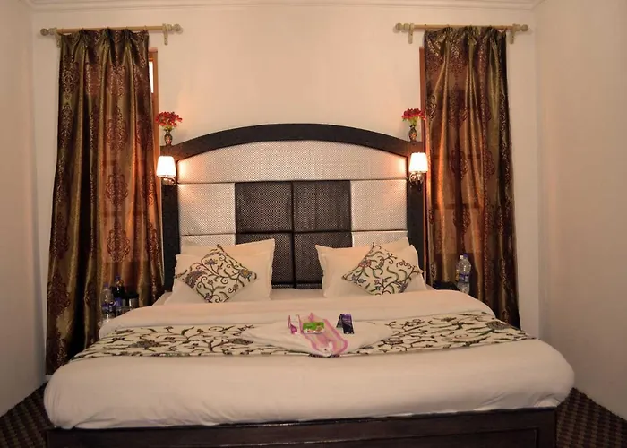 Hotel Al Azrah