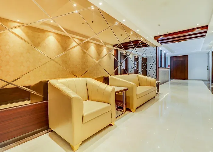 Hotel Gurudev Grand