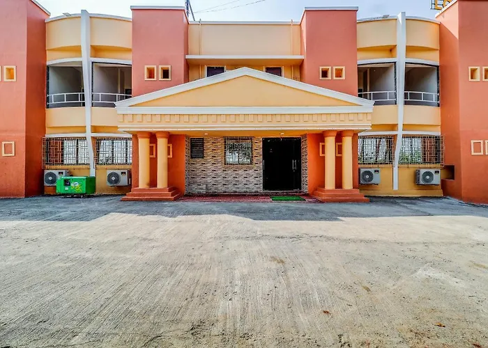 Hotel Apratim Lodging & Boarding