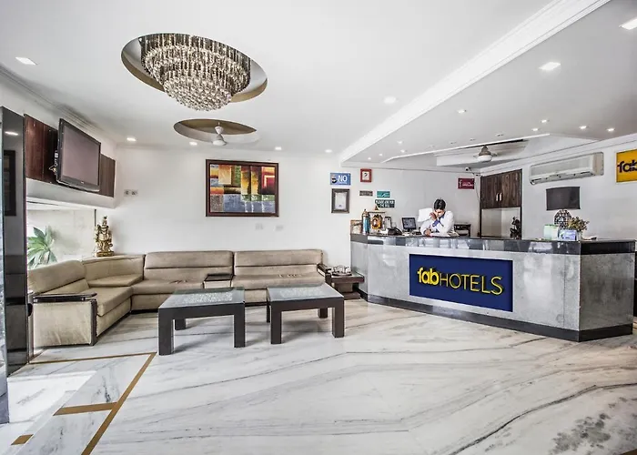 Fabhotel Star Delhi Airport