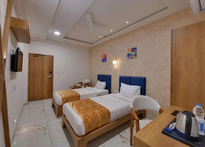 Click Hotel Tulsi Jamnagar 7 Mins From Reliance Industrial Township