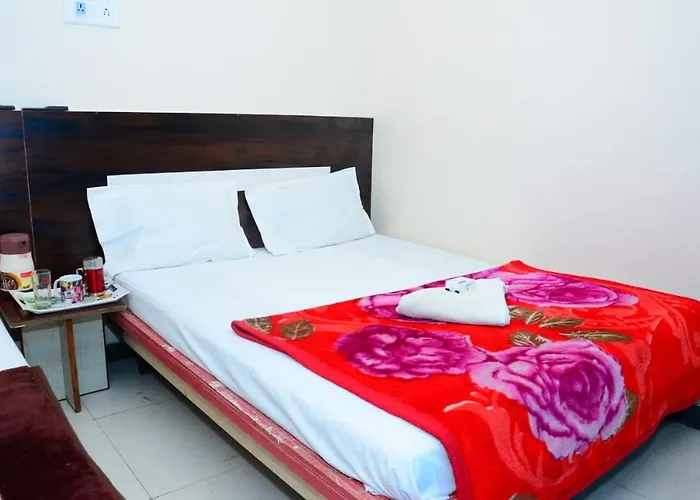 Hotel Sai Sulochana
