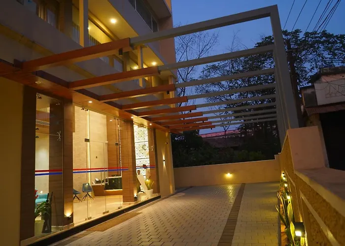 Hotel Bekal International