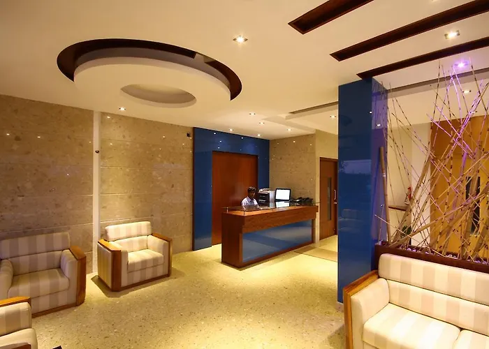 Hotel Crescent Crest Sriperumbudur