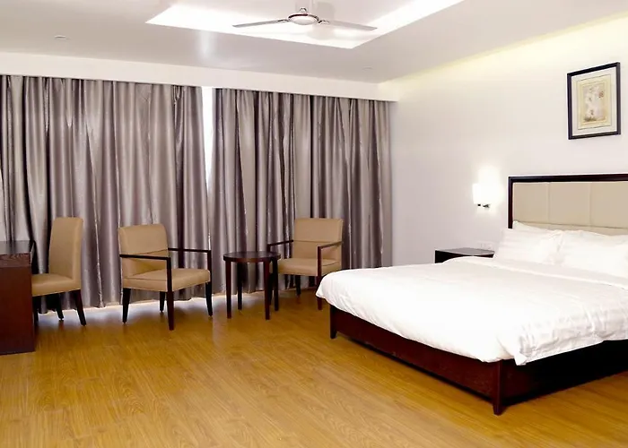 Triguna Clarks Inn Kurnool