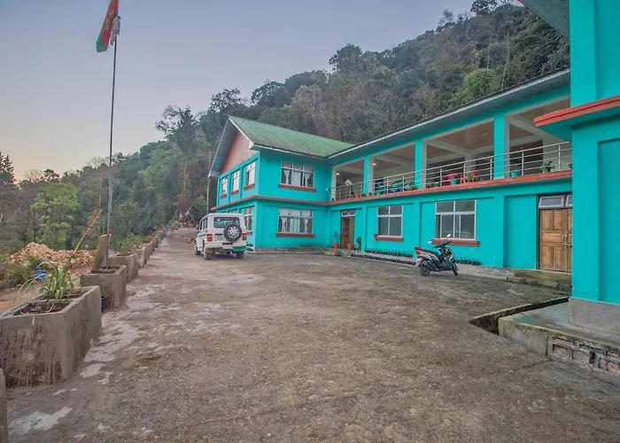 Oyo Brikcha Mukhia Home Stay