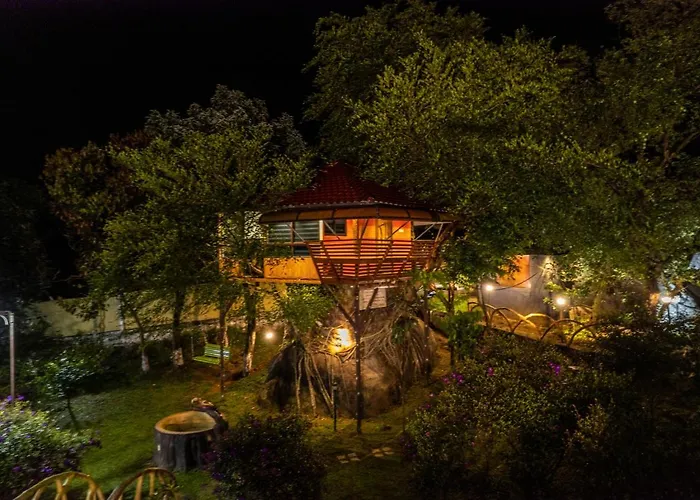 Shisiram-Italian Luxury Cottage Tabor Hills Resort