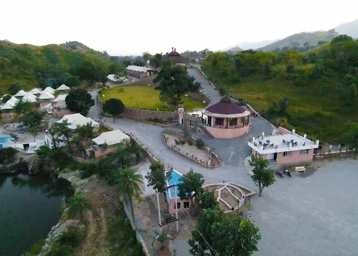 Jungle Journey- A Lake Resort