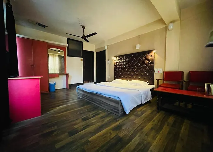 Hotel Royal Inn And Restaurant Srinagar 