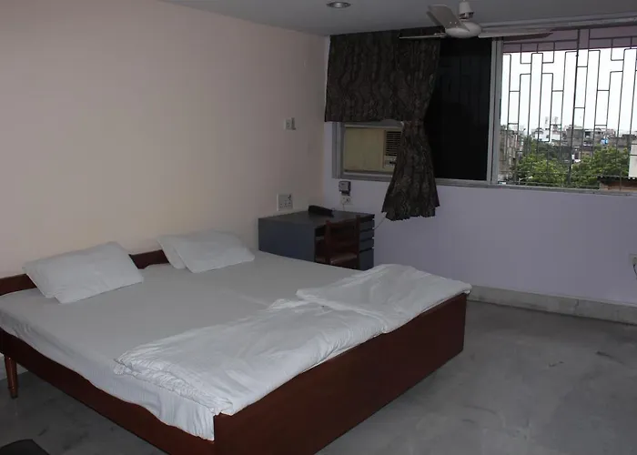 Service Apartments, Park Street, Calcutta