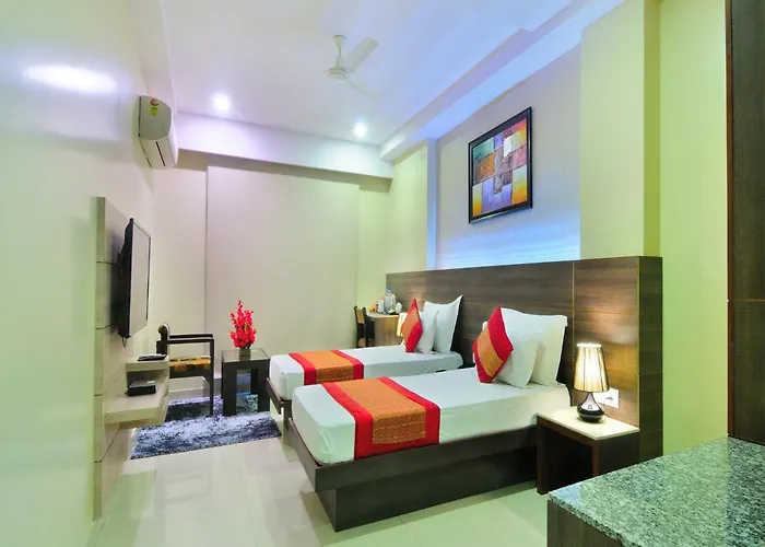 Hotel Sky Rich International -Near To Famous Karol Bagh Market & Metro Station
