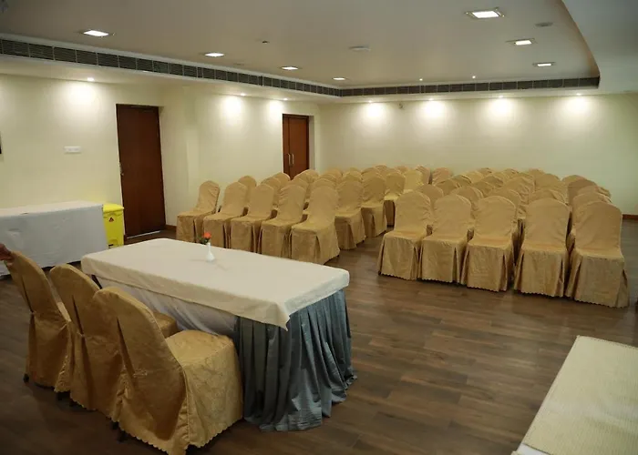 Hotel Abhirami