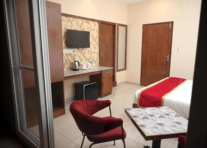 Hotel Singla Residency