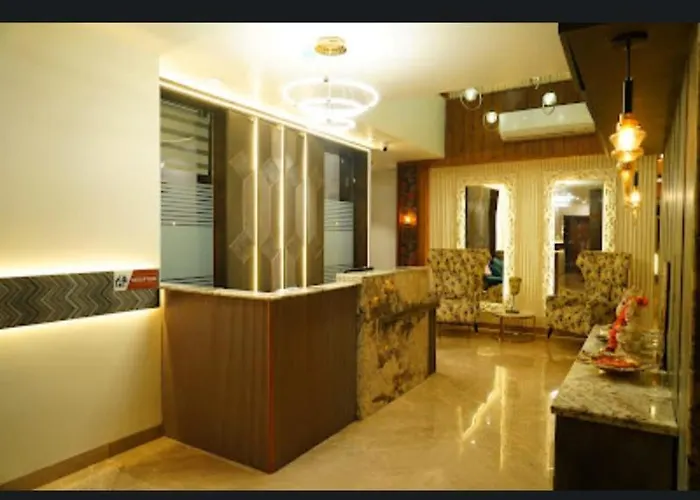 Hotel Lavish Inn